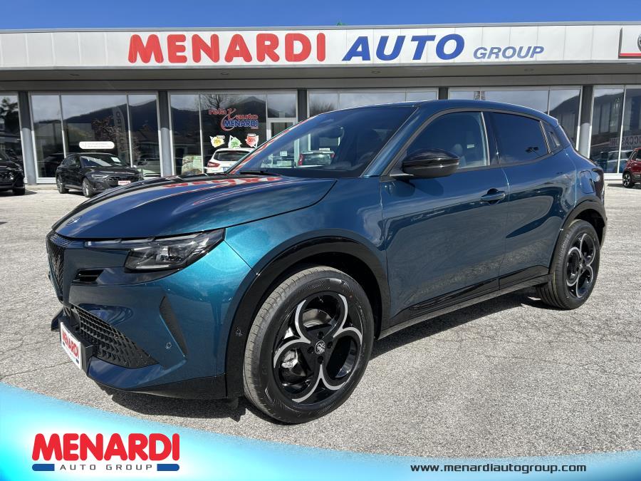 017900 00 H concessionario Cuneo <div class="carmark">Alfa Romeo Junior</div><div class="motor">1.2 145 CV Hybrid eDCT6 Ti</div>